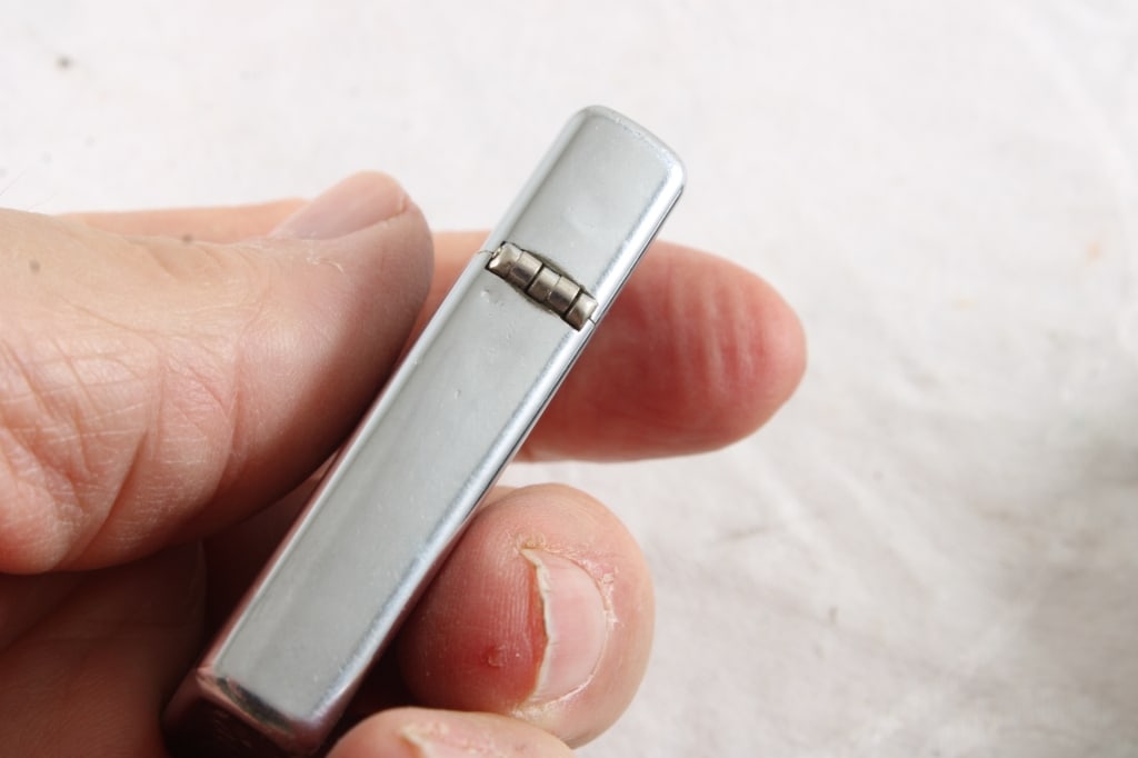 1968 Fisherman Zippo & 1976 Ship Lighters - 5