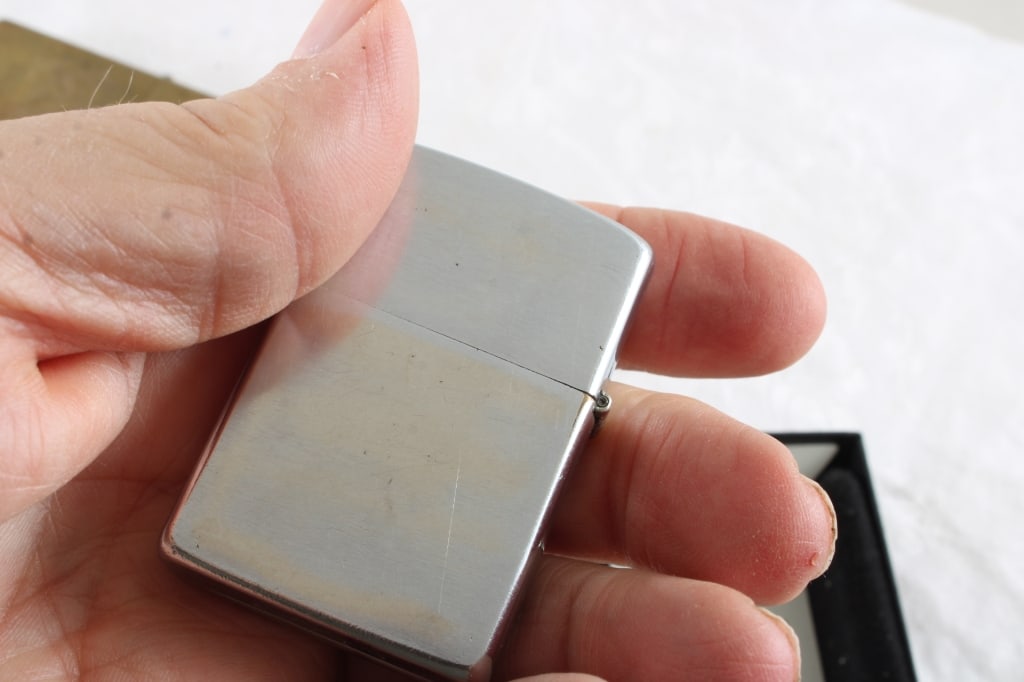 1981 Zippo w/Box & 1993 Zippo Brass Slim Lighters - 12