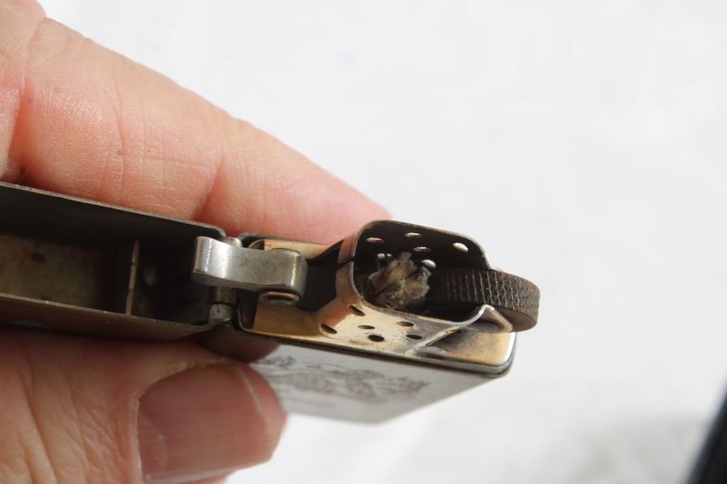1981 Zippo w/Box & 1993 Zippo Brass Slim Lighters - 8