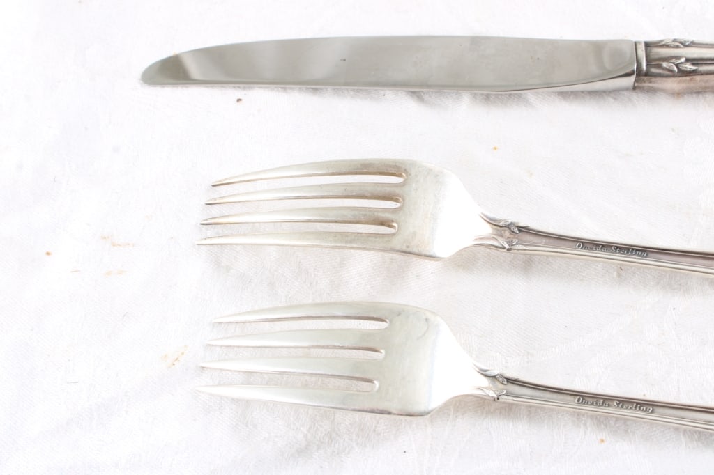 Sterling Silver Oneida Afterglow 2 Forks & Knife - 7