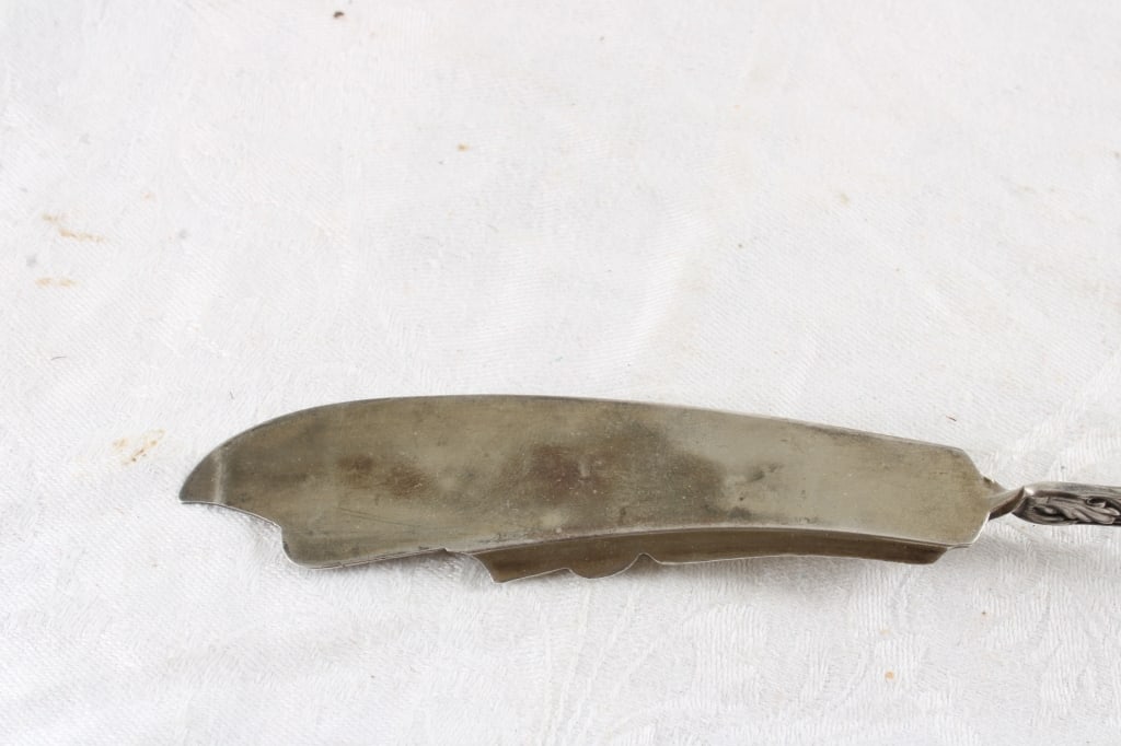 RM&S Sterling Silver Ca. 1896 Ornate Butter Knife - 5
