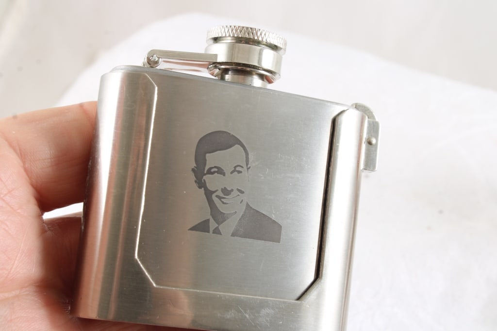 Carroo Flask Belt Buckle, 6 Key Chains & Watch Fob - 11