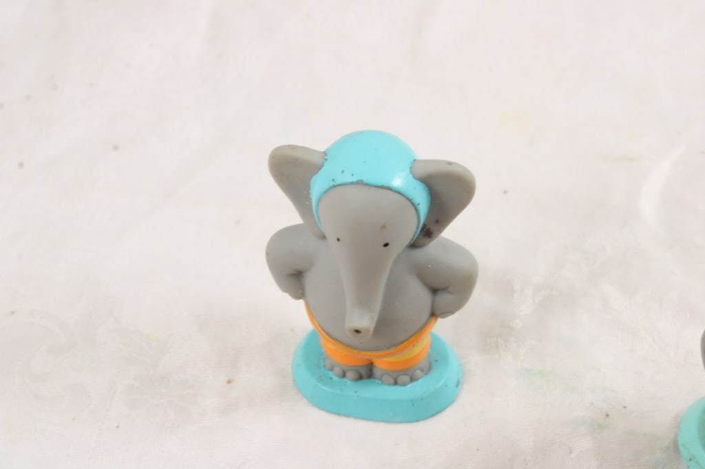 Novelty Toys, Windup Baby & Dollhouse Miniatures - 5