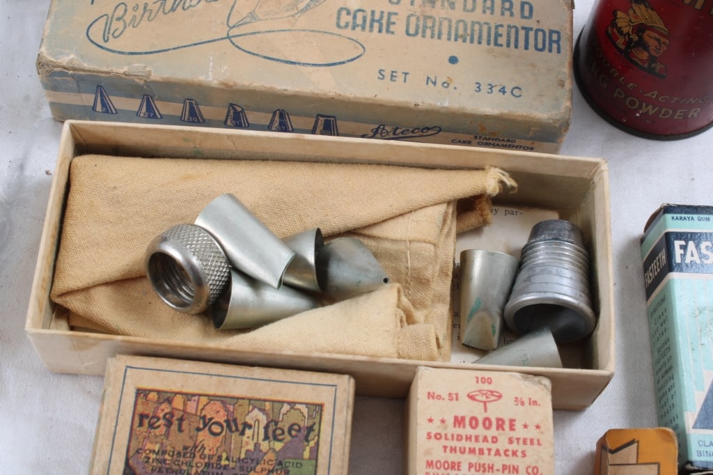 Vintage Advertising Tins & Boxes -Sample Sizes - 8