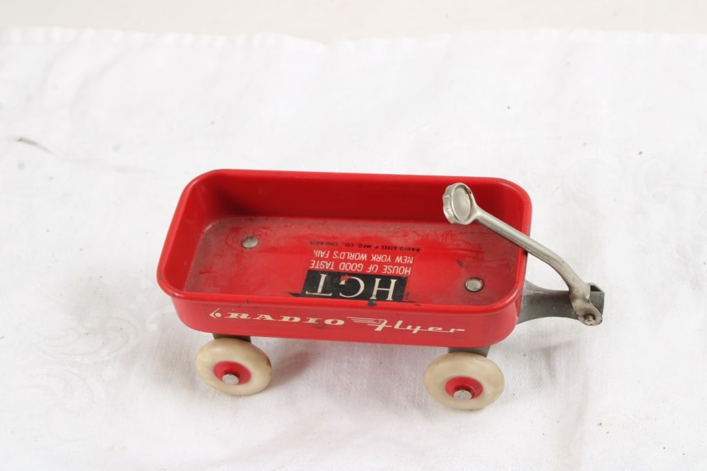 Hallmark Kiddie Car Classics Air Flow Wagon 7" - 10