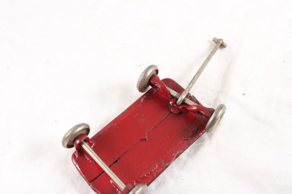 Cast Iron Express Flyer & Hallmark Scamp Wagons - 13