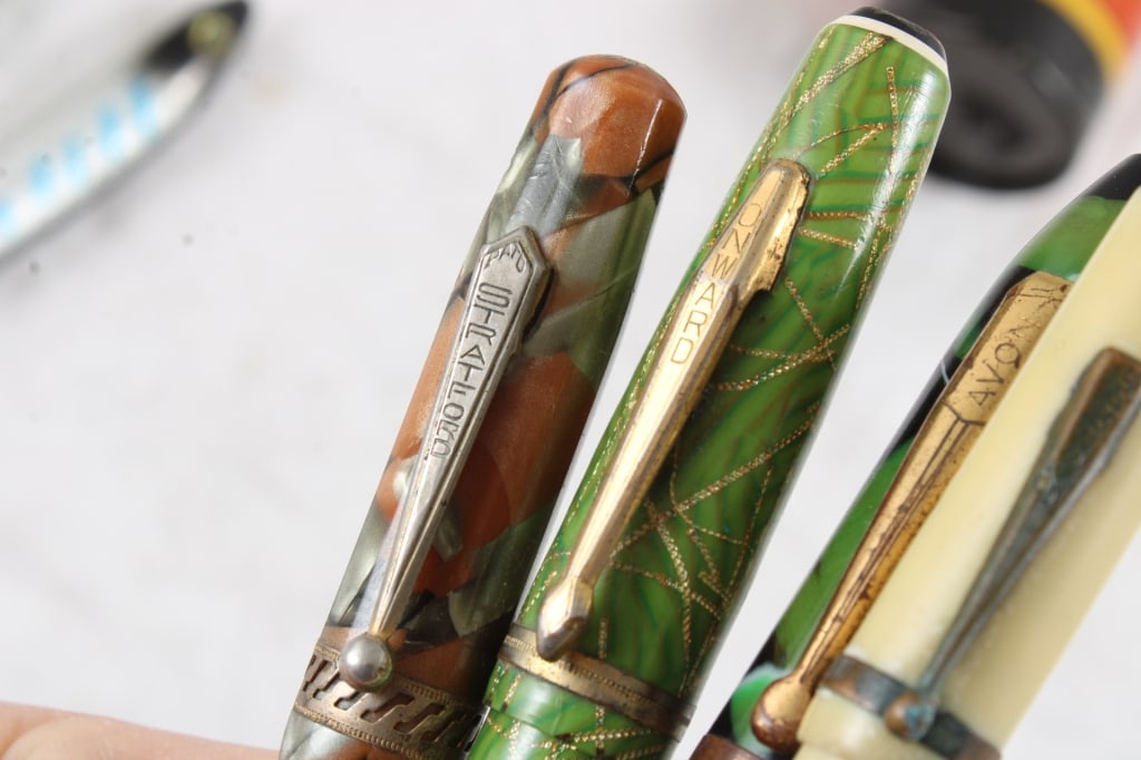 Parker Big Red & Fish Pens and Mechanical Pencils - 13