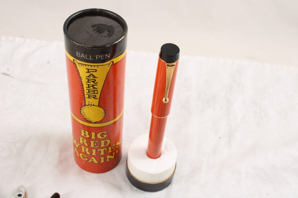 Parker Big Red & Fish Pens and Mechanical Pencils - 3