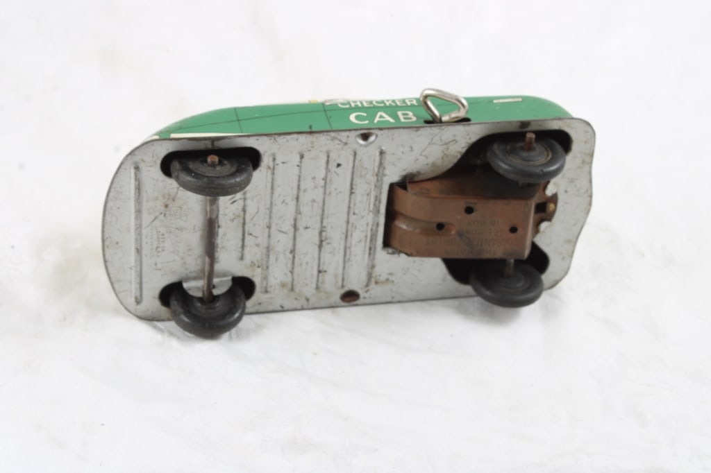 Courtland Tin Litho Checkered Windup Taxi Cab - 5