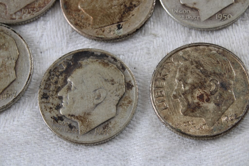 19 Roosevelt Silver Dimes & 1 Mercury Dime - 9