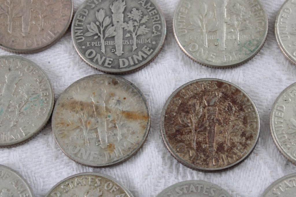 20 Roosevelt Silver Dimes - 16