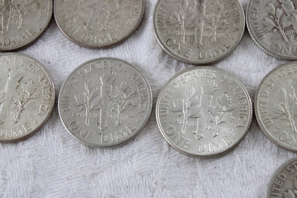 20 Roosevelt Silver Dimes - 19