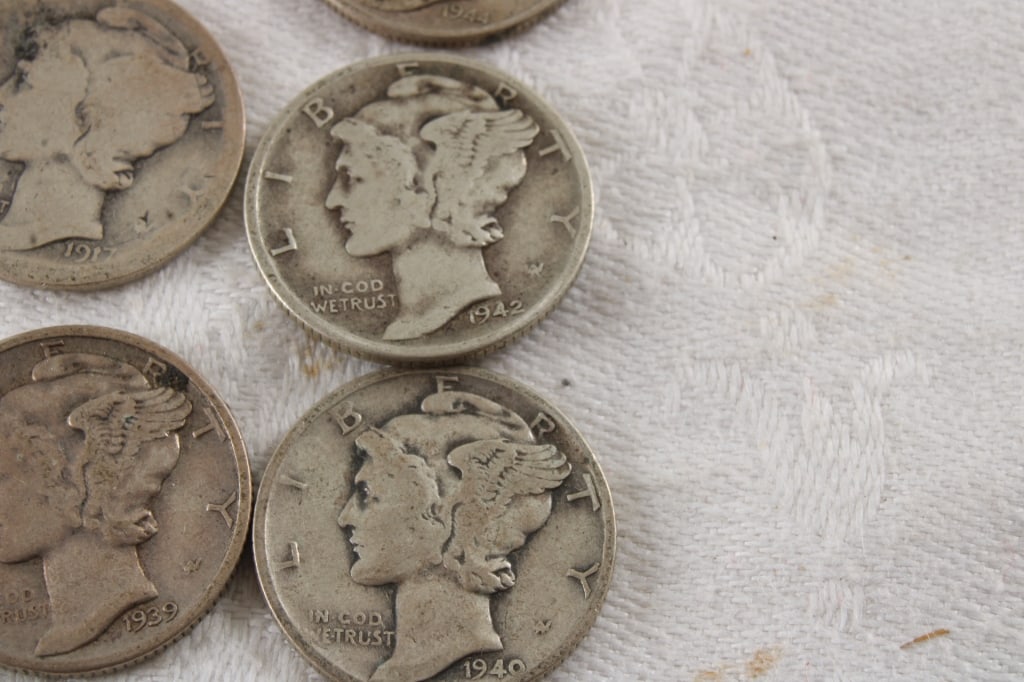 28 Mercury Silver Dimes - 12
