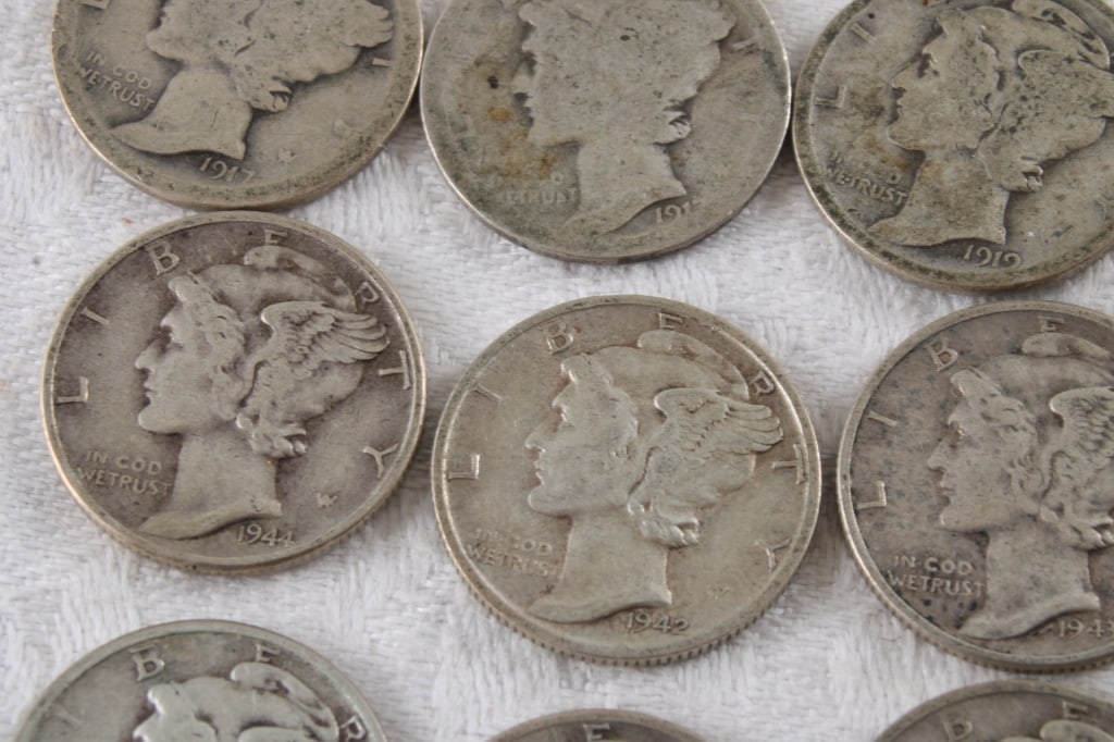 28 Mercury Silver Dimes - 9