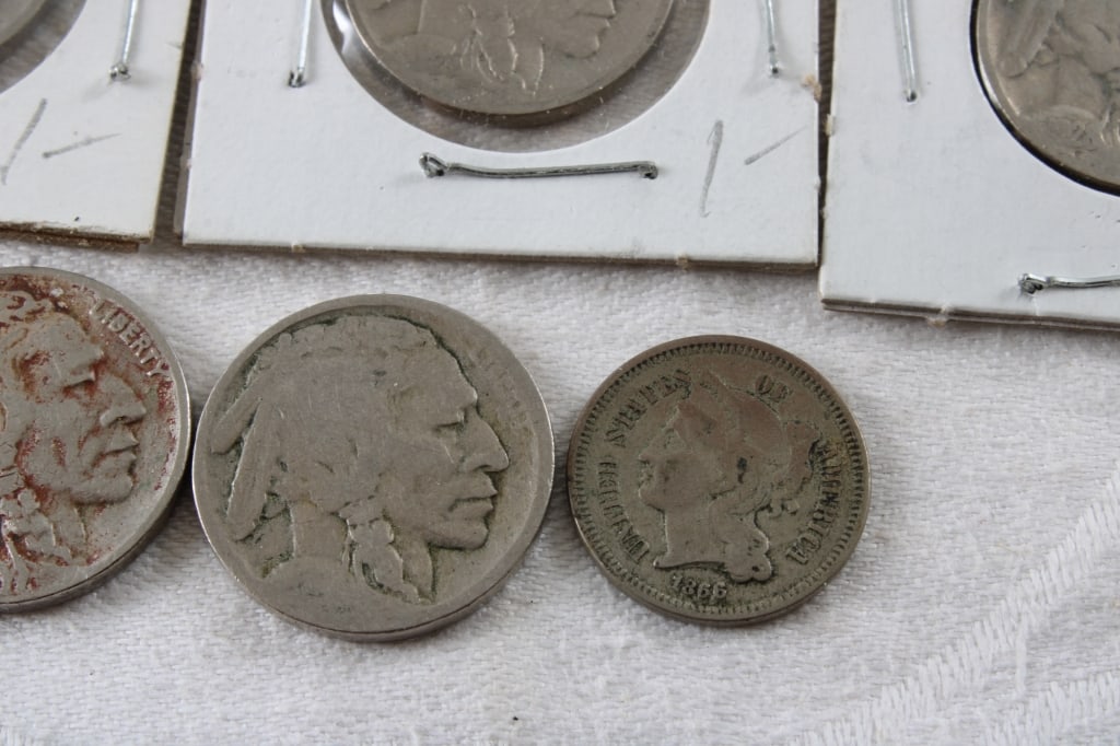 29 Buffalo Nickels & 1866 3 Cent Nickel - 16