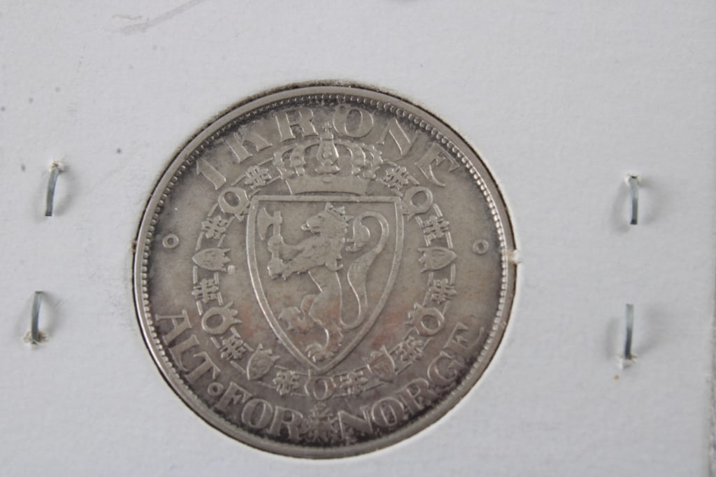 2 Norway Silver Coins - 5