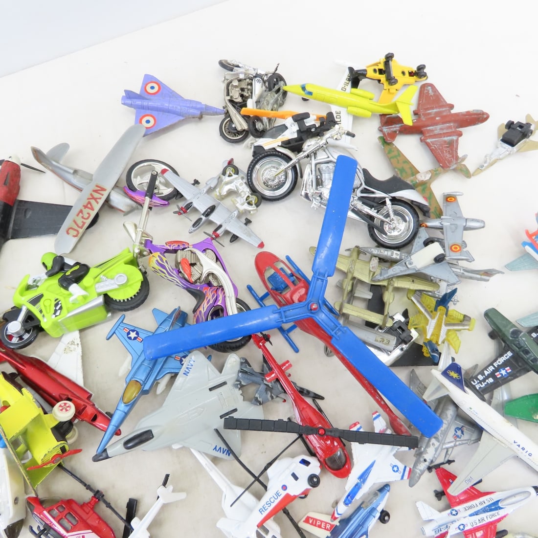 Matchbox, ERTL and Other Diecast Planes & Vehicles - 3
