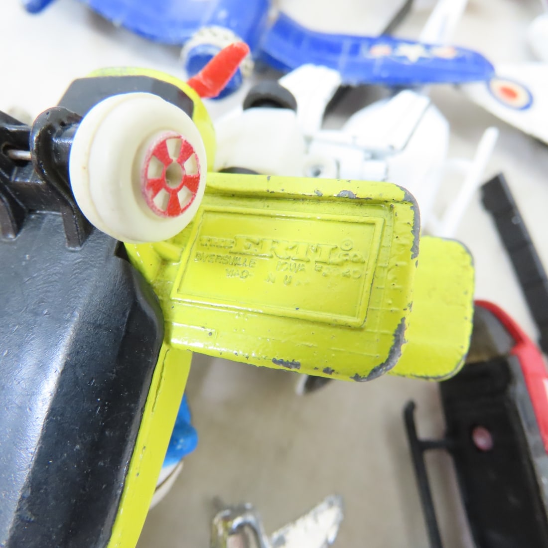 Matchbox, ERTL and Other Diecast Planes & Vehicles - 9