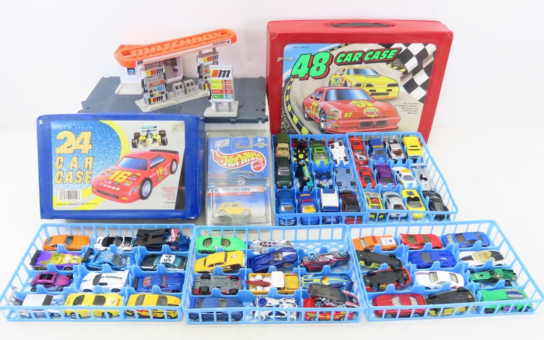 70+ Diecast cars in 2 Cases, Matchbox Gas Station (1 of 16)