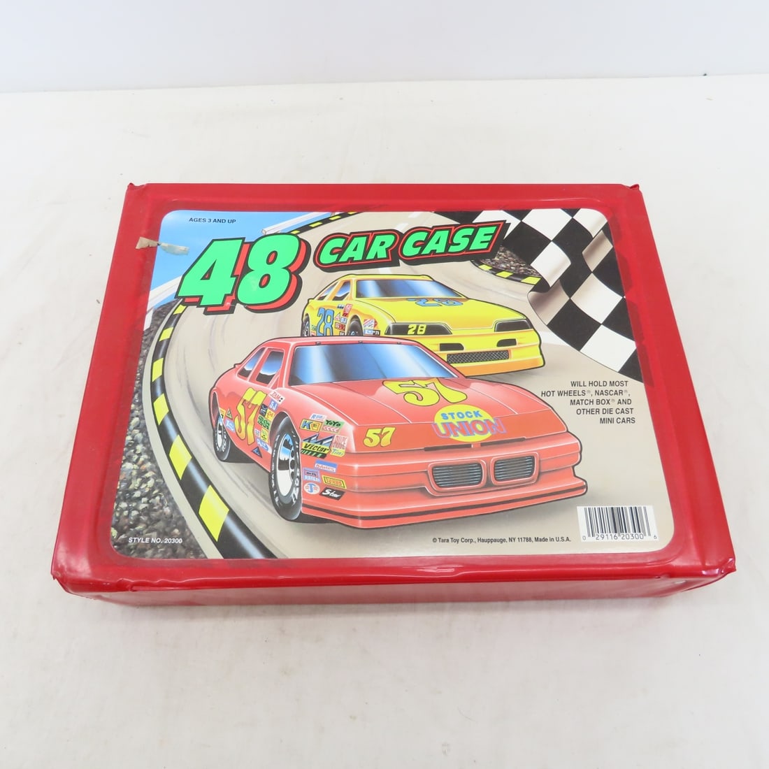 70+ Diecast cars in 2 Cases, Matchbox Gas Station - 5