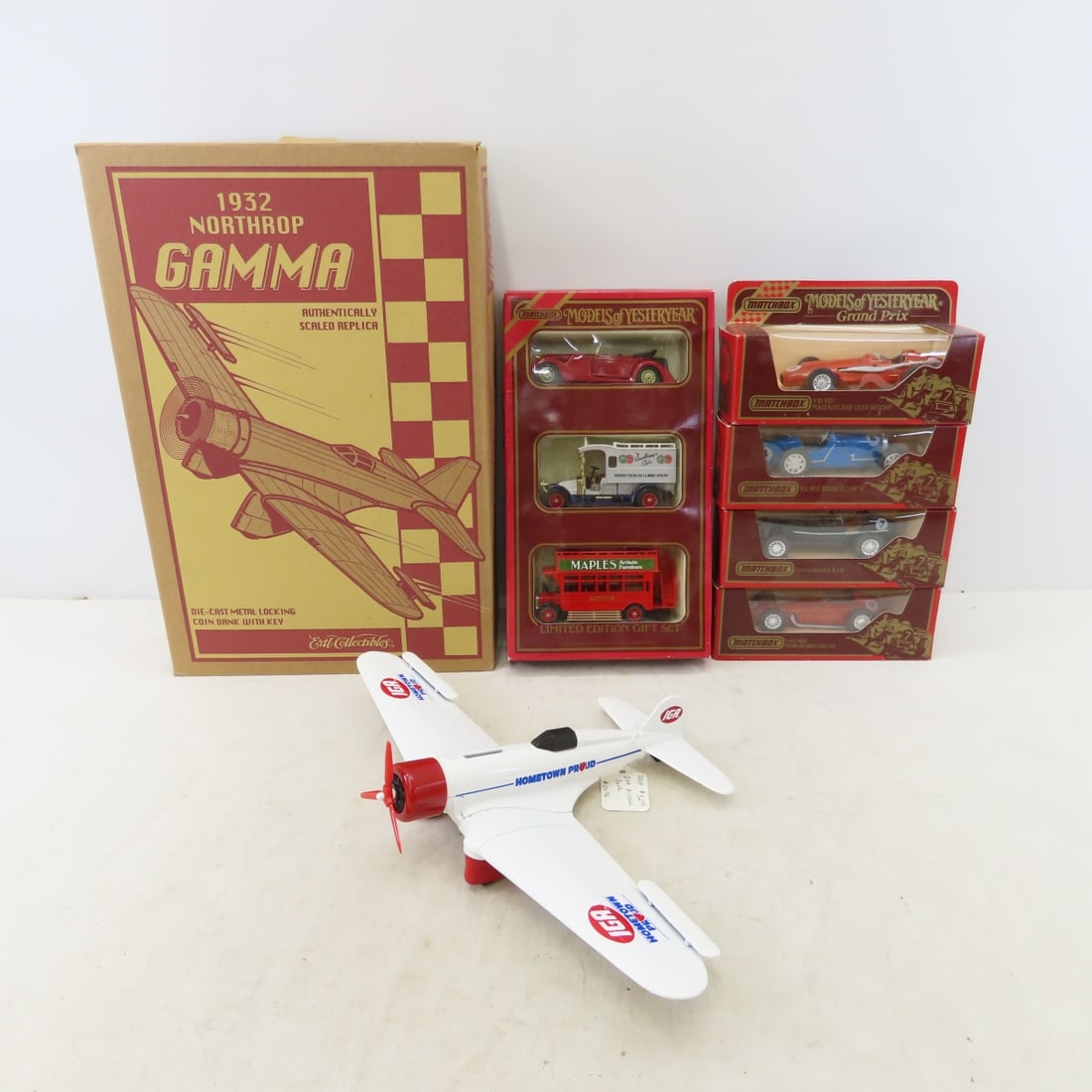 ERTL 1932 Northrop Gamma Airplane & Matchbox (1 of 19)