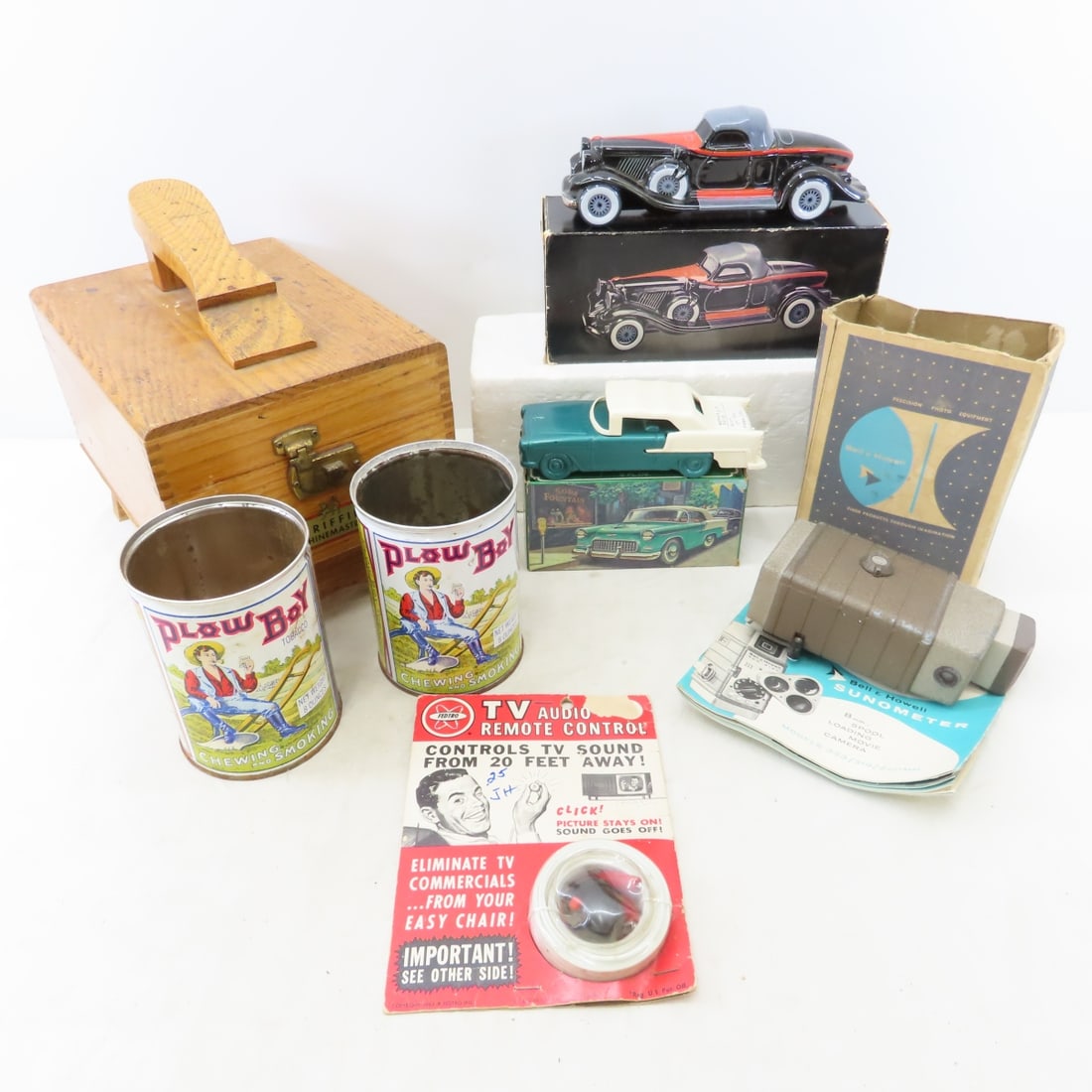 Plow Boy tins, Shoe Shine Kit, Avon Car Cologne (1 of 20)