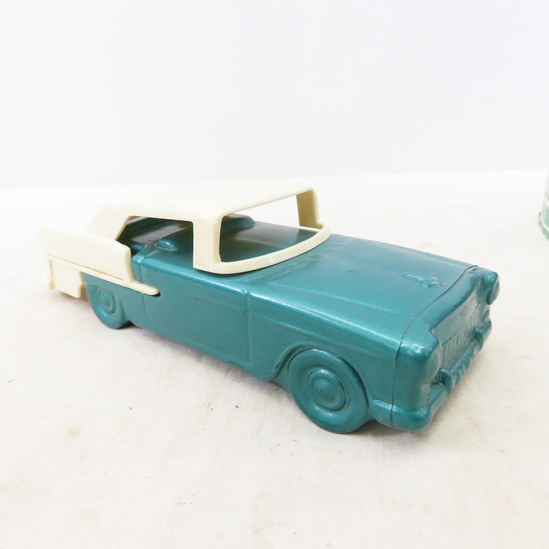 Plow Boy tins, Shoe Shine Kit, Avon Car Cologne - 8