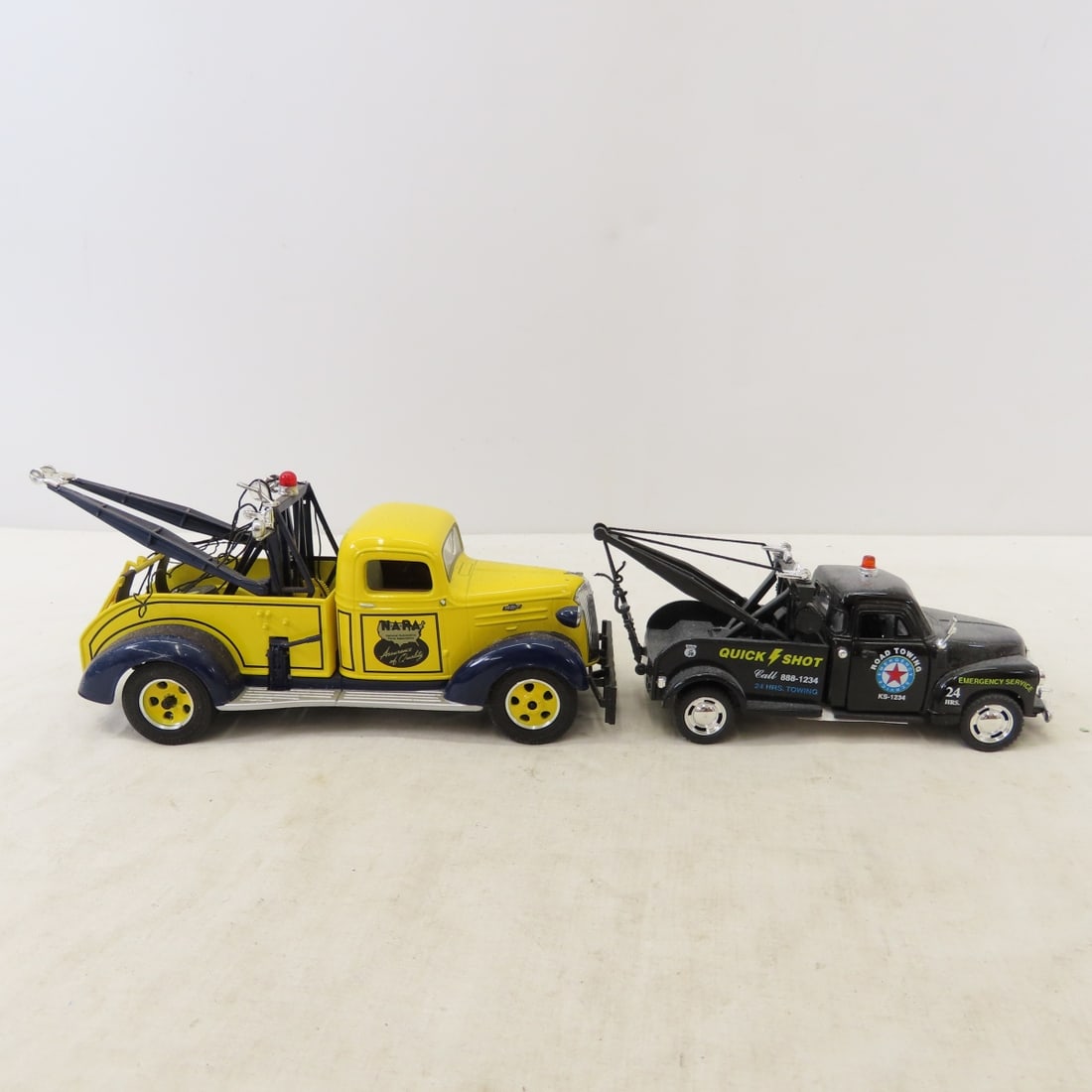 Diecast cars & trucks, mixed scale, plastic semi's - 13