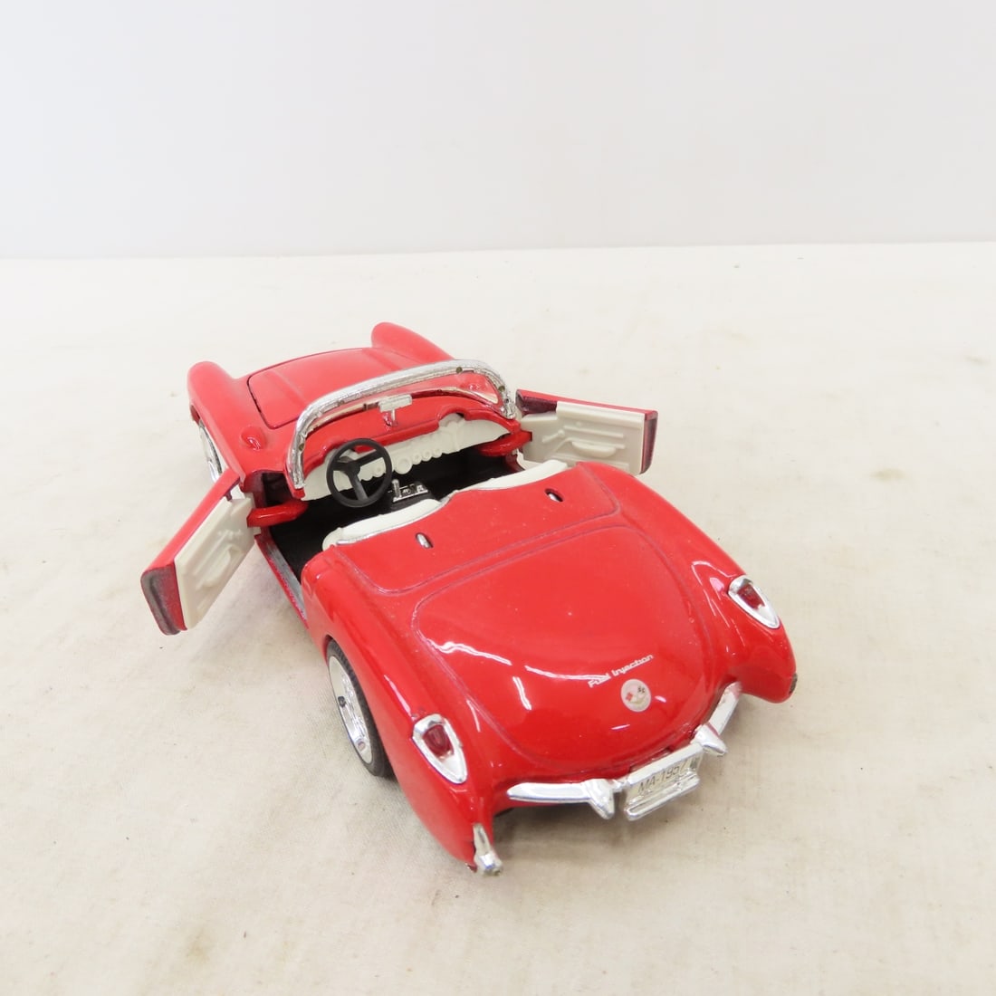 Diecast cars & trucks, mixed scale, plastic semi's - 16
