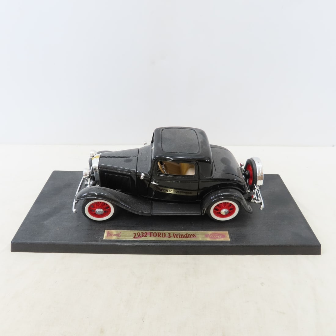 Diecast cars & trucks, mixed scale, plastic semi's - 4