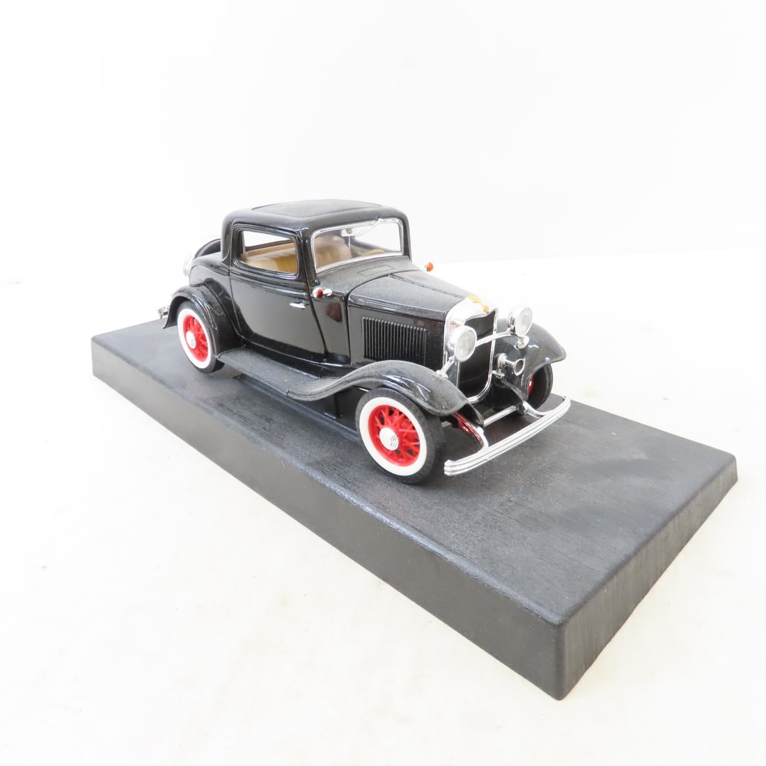 Diecast cars & trucks, mixed scale, plastic semi's - 5