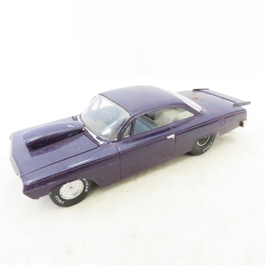 Diecast cars & trucks, mixed scale, plastic semi's - 6