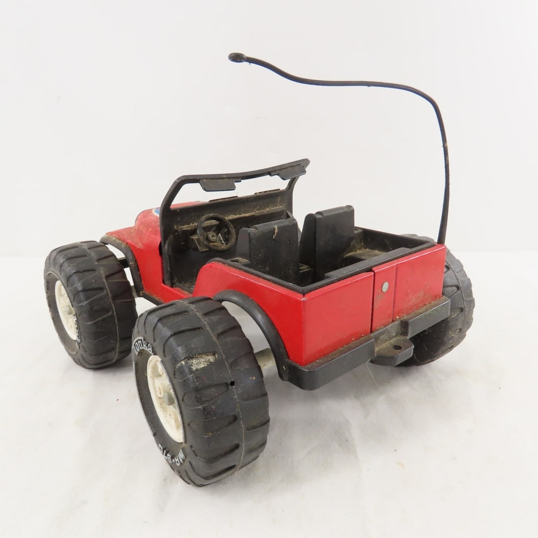 Vintage Tonka MR-970 Jeep & Extra Set of Wheels - 3