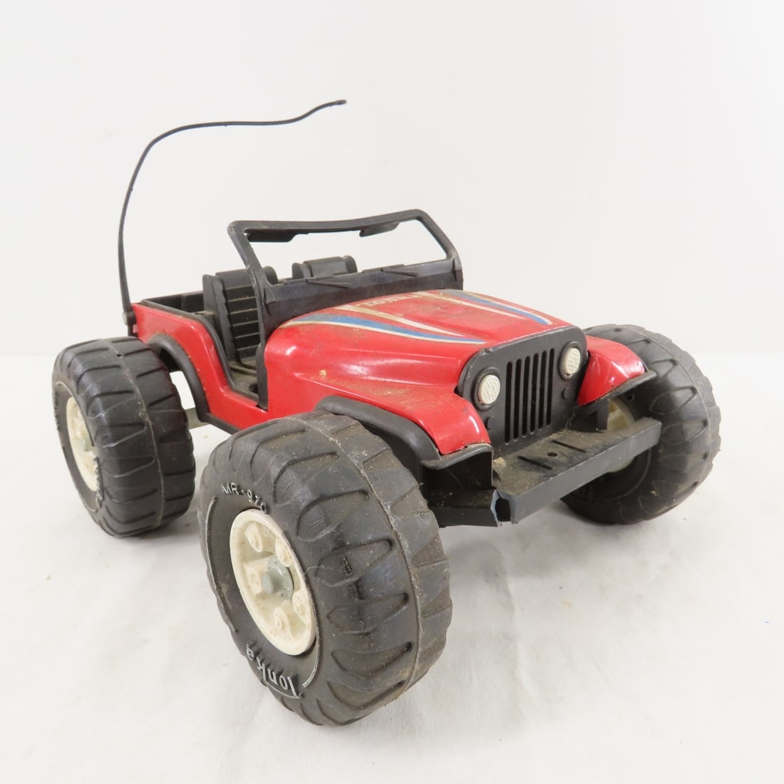 Vintage Tonka MR-970 Jeep & Extra Set of Wheels - 7