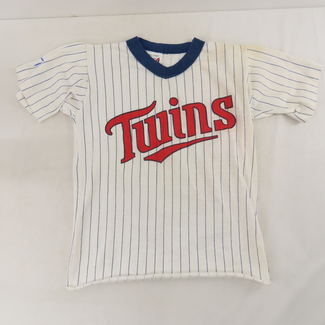 Twins Shirts, Baseballs, Mini Bats & Ornaments - 4