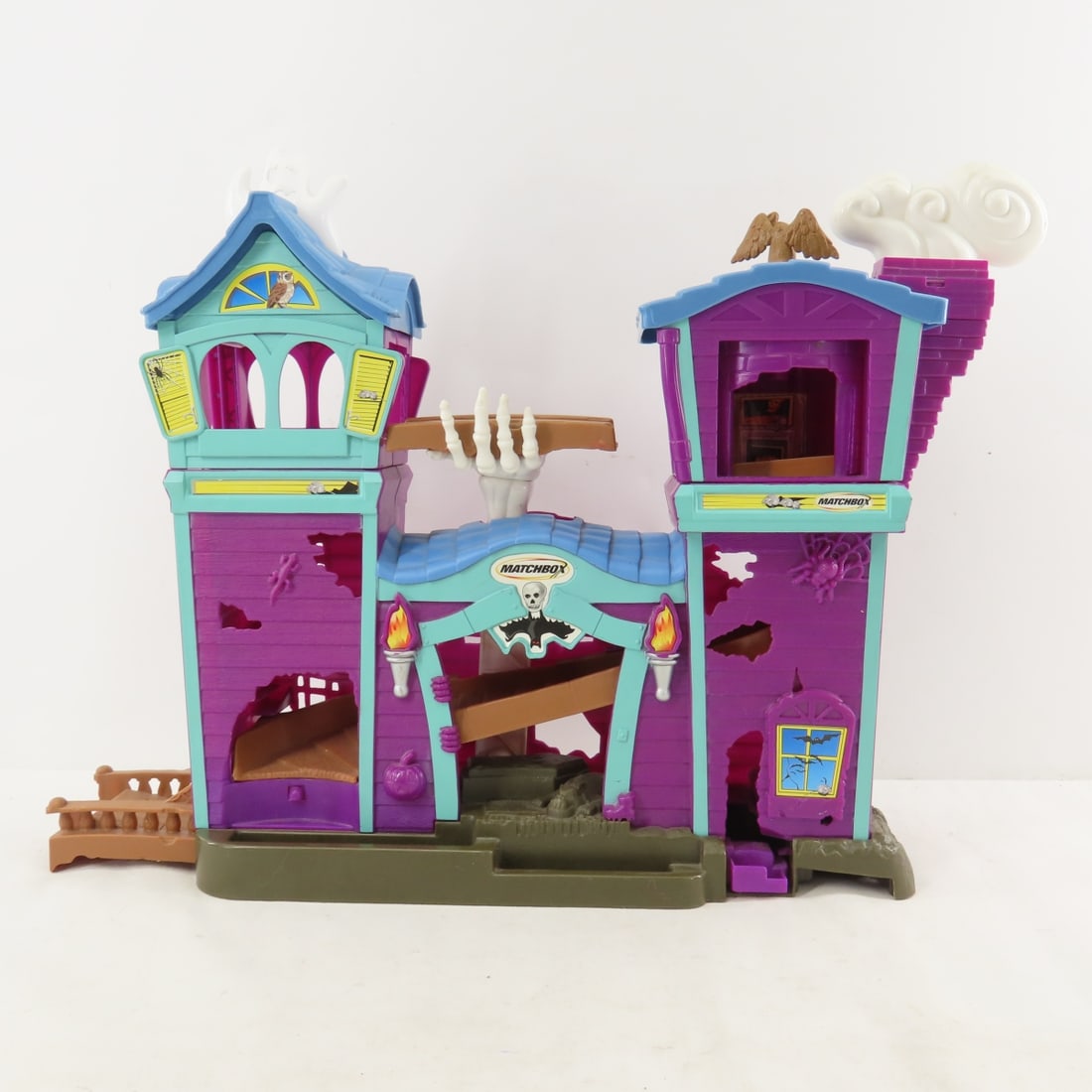 Disney Characters, Mickey Mouse Phone & More - 4
