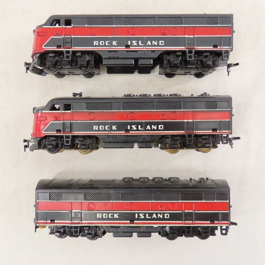 The Rock and IC Engines and Loose HO Cars - 6