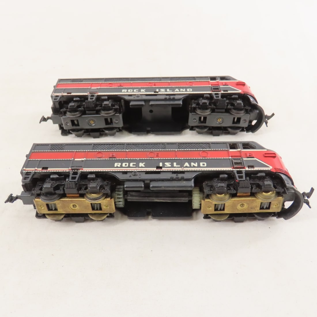The Rock and IC Engines and Loose HO Cars - 7