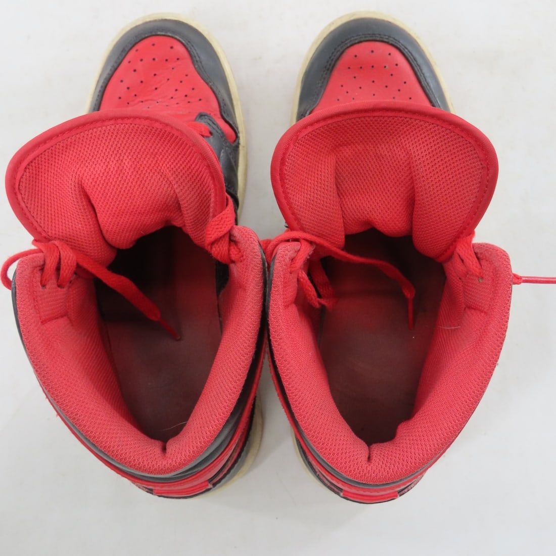 2 Pair Youth Nike Air Jordan 1 Mid Shoes - 9