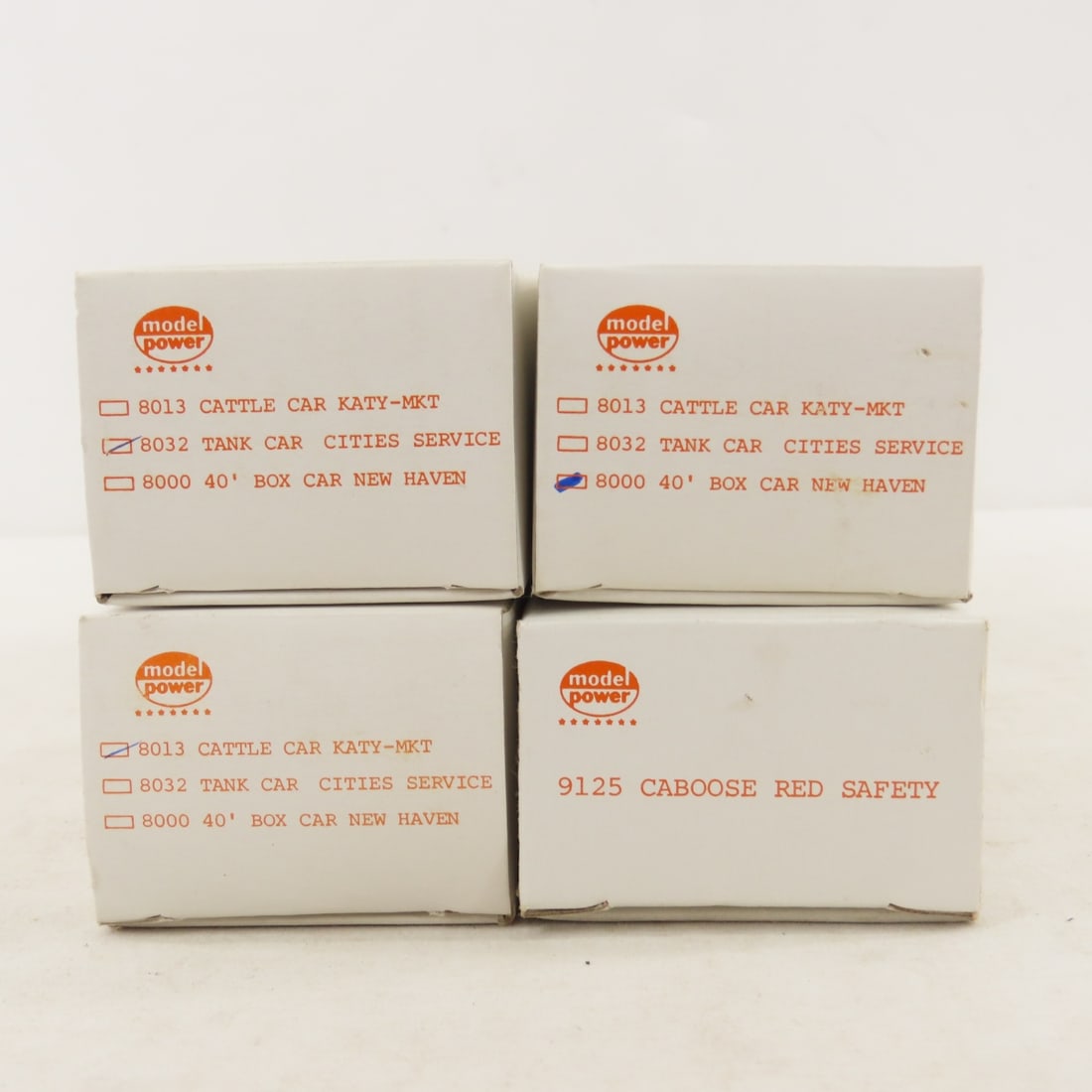 Model Power Santa FE Diesel HO Set & Accessories - 10