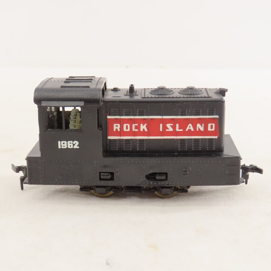 3 Rock Island Ho Scale Engines in Boxes - 3