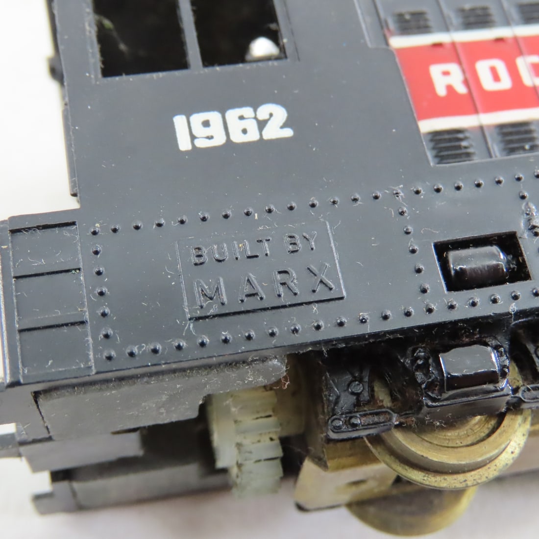 3 Rock Island Ho Scale Engines in Boxes - 9