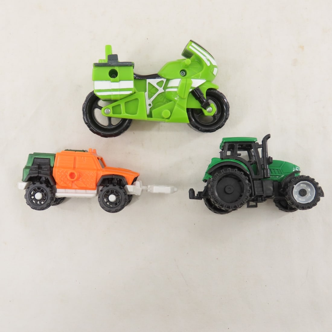 40+ Hot Wheels, Matchbox & Other Diecast Vehicles - 10