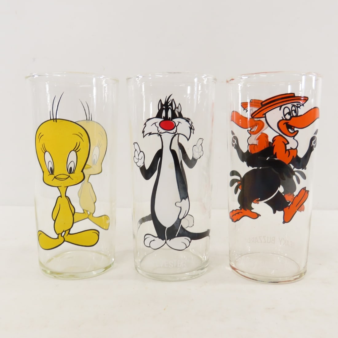 20+ Vintage Cartoon Glasses, Garfield & Others - 4
