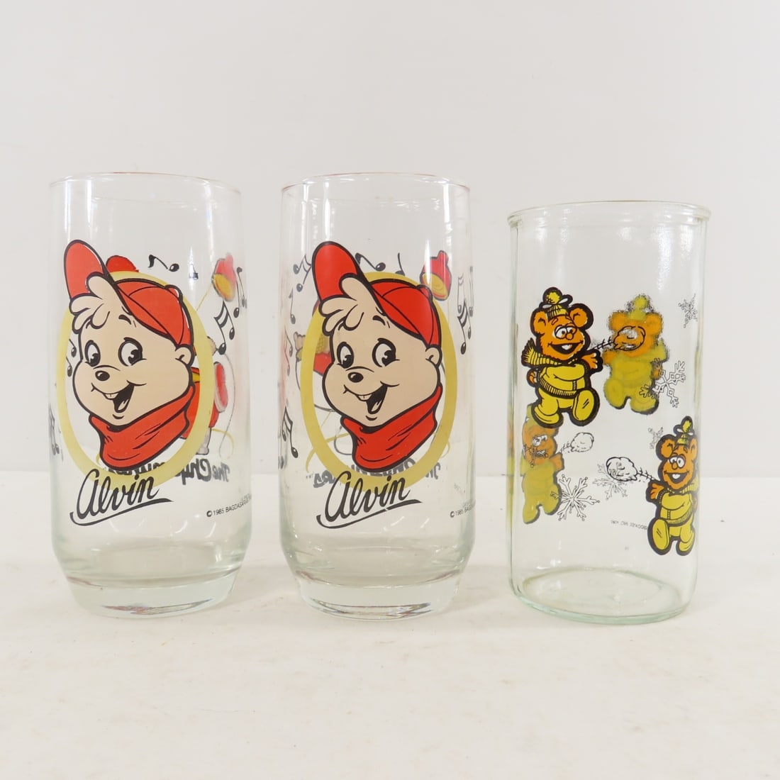 20+ Vintage Cartoon Glasses, Garfield & Others - 8