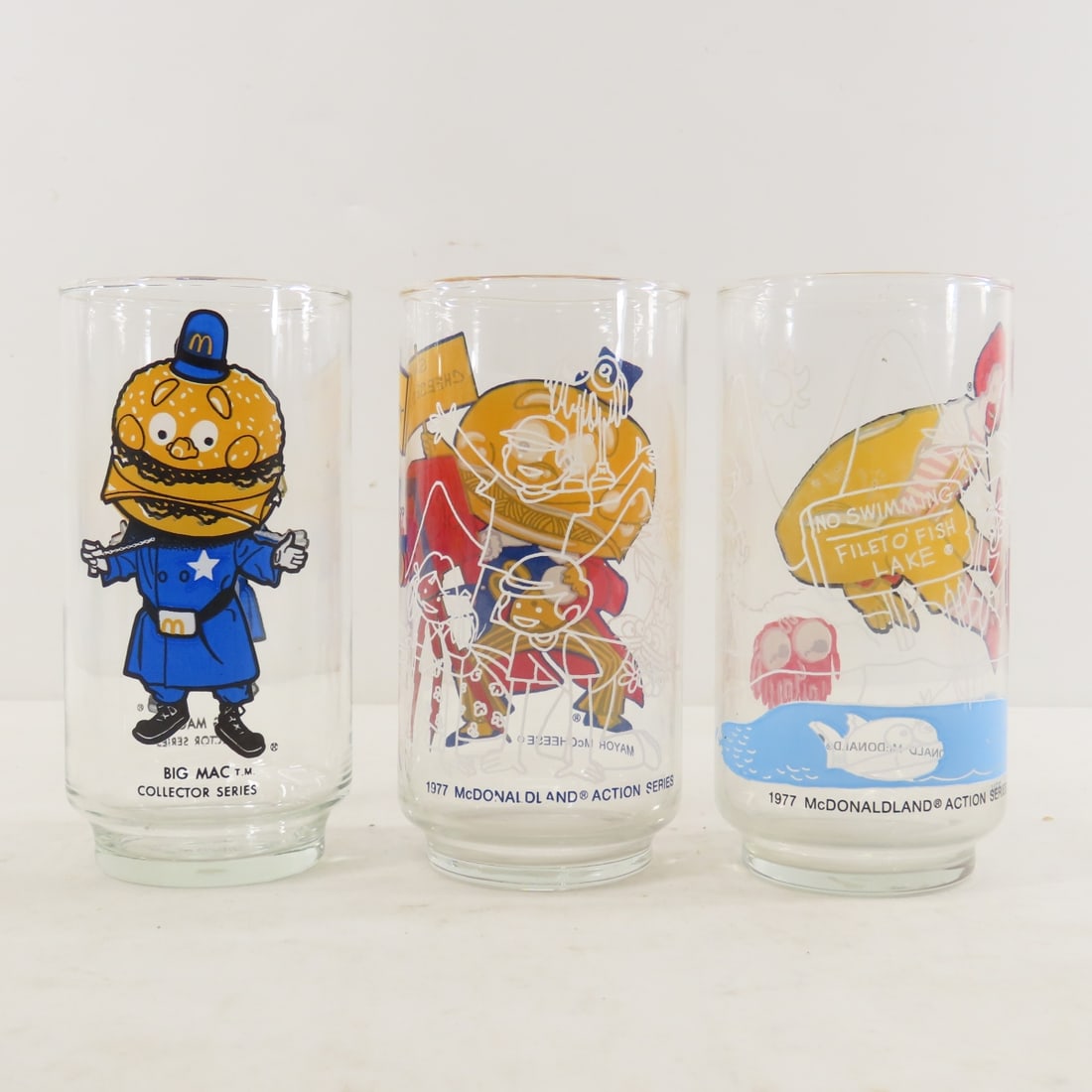 15 Vintage McDonald's & Peanuts Character Glasses - 7