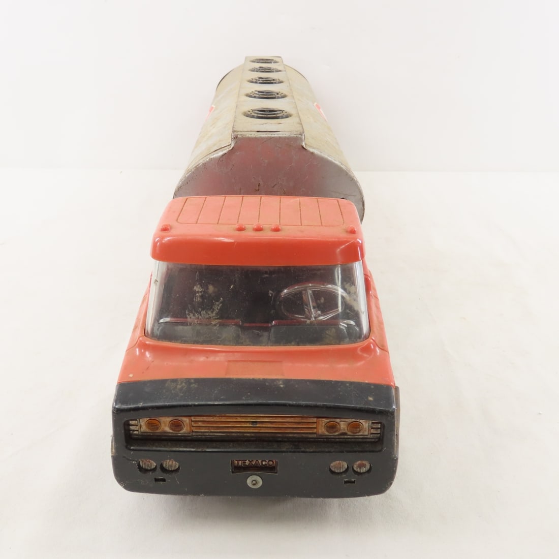 Texaco Tanker truck & other plastic & metal trucks - 3