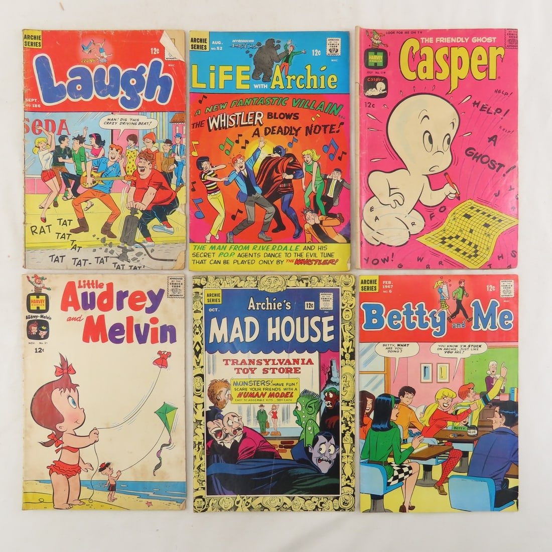 80+ 10-15 cent Cartoon Comics, Harvey, Whitman - 16