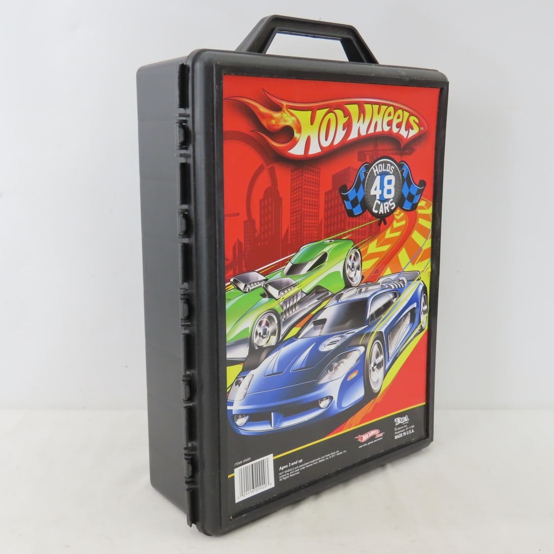 4 Hot Wheels Suitcase cases with 48 cars in each - 7