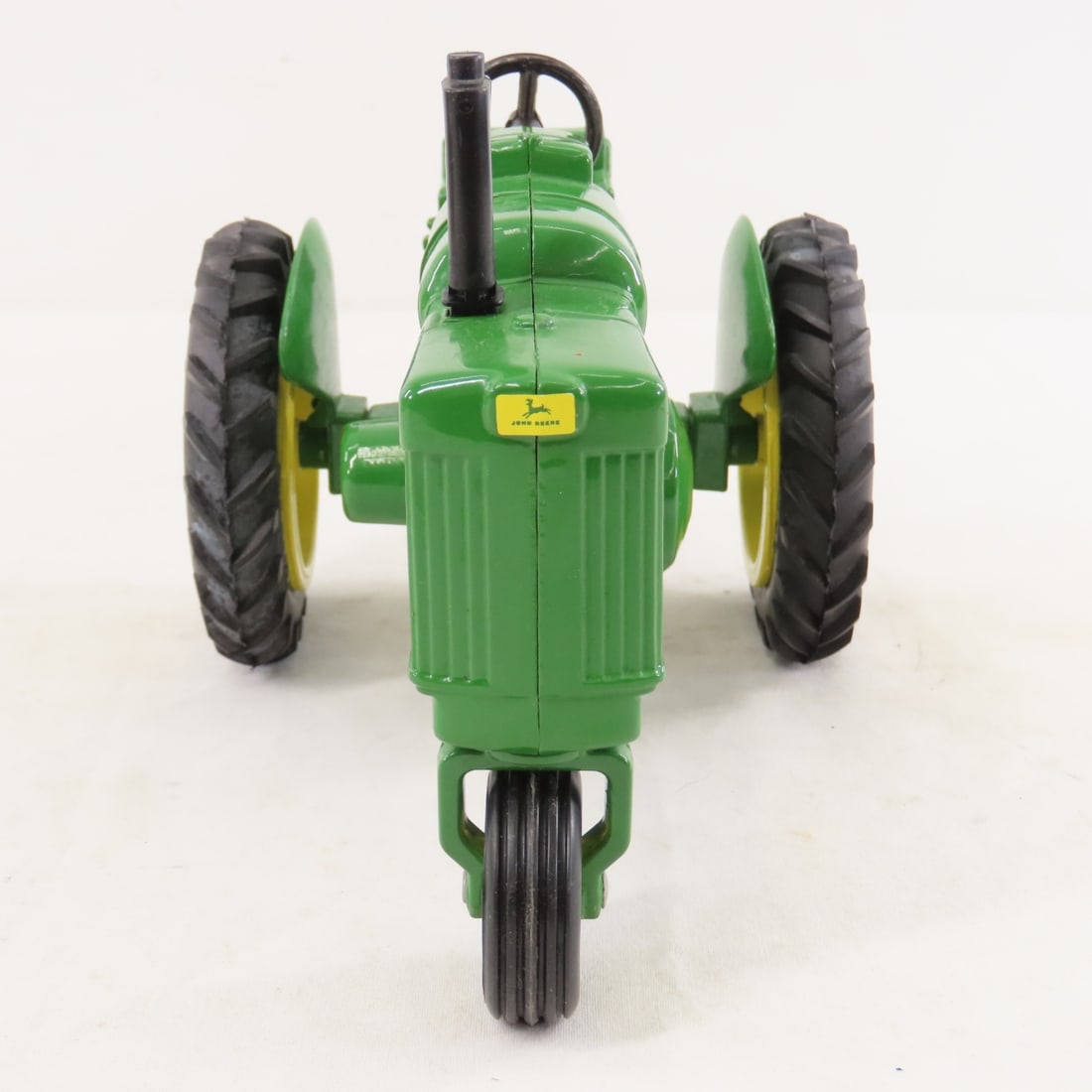 2 John Deere 1:16 Scale ERTL Tractors Spec Edition - 5